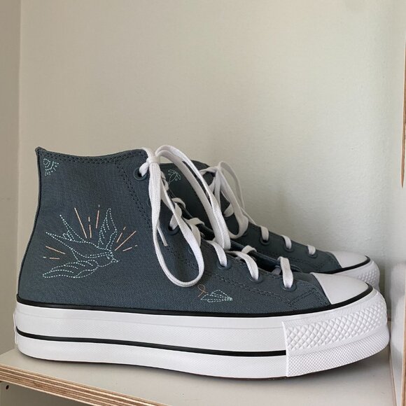 Converse Chuck Taylor All Star Lift High Top Tiny Tattoos Blue M7/W9 - Picture 3 of 6